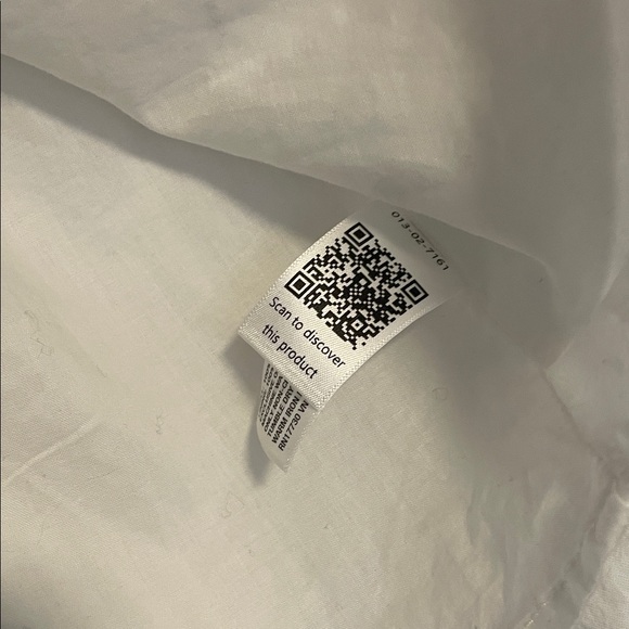 Universal Thread White V-Neck Blouse - Picture 5 of 8